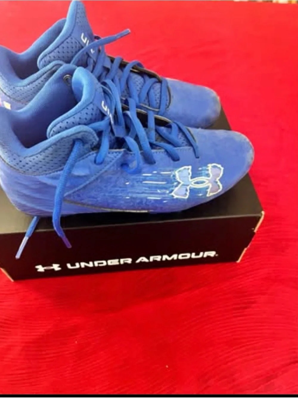 Under Armour Kids' Blue Athletic football cleats size 3.5